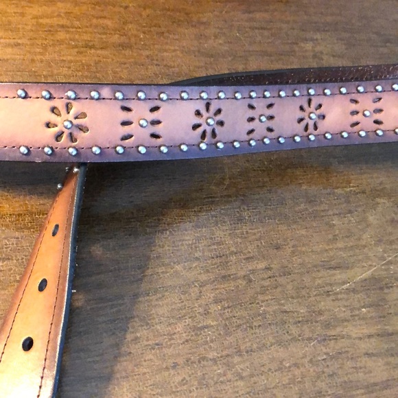 - - Brown western silver studded leather belt - Picture 5 of 5